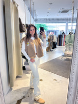 Kurze Teddy Weste mit Knopfleiste und Smiley Camel