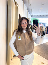 Kurze Teddy Weste mit Knopfleiste und Smiley Camel