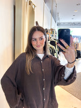 Kurze Waffle Bluse Braun