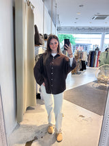 Kurze Waffle Bluse Braun