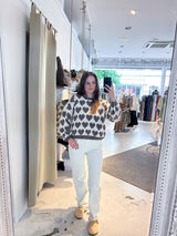 Oversized Strickpullover mit großen Herzen Braun