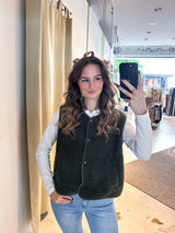 Kurze Teddy Weste mit Knopfleiste Olive