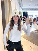 Beanie mit Herz Creme