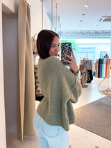 Kurze Oversized Strickjacke Olive