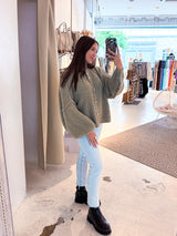 Kurze Oversized Strickjacke Olive