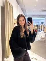 Kurzer Oversized Strickpullover mit V-Ausschnitt Schwarz