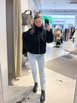 Georgia Teddy Puffer Jacket Schwarz