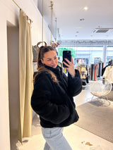 Georgia Teddy Puffer Jacket Schwarz