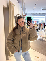 Georgia Teddy Puffer Jacket Sand