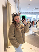 Georgia Teddy Puffer Jacket Sand