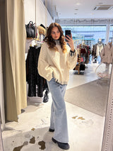 Oversized Strickpullover mit Stehkragen und farbigen Details Beige