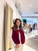 Kurze Teddy Weste mit Knopfleiste Weinrot