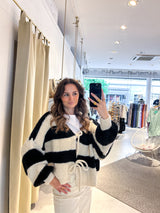 Kurze Oversized Strickjacke Gestreift Schwarz