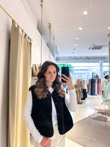 Kurze Teddy Weste mit Knopfleiste Schwarz