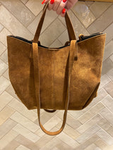 Velours Baguette Bag Camel