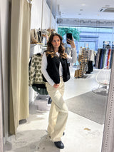 Kurze Teddy Weste mit Knopfleiste Schwarz