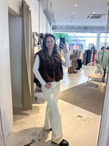 Kurze Teddy Weste mit Knopfleiste Braun