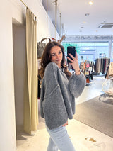 Kurze Oversized Strickjacke Dunkelgrau