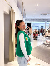 Kurze Teddy Weste mit Knopfleiste und Smiley Grün