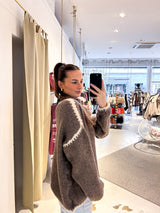 Strickpullover mit farbiger Naht Braun