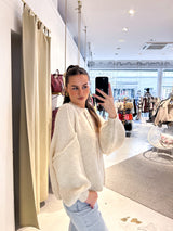 Kurze Oversized Strickjacke Beige