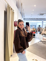 Kurze Oversized Strickjacke Braun