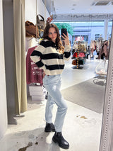 Gestreifter Strickpullover mit Kragen Schwarz