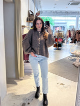 Kurze Oversized Strickjacke Hellbraun