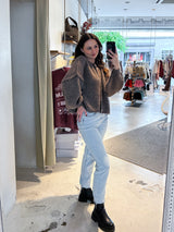 Kurze Oversized Strickjacke Hellbraun