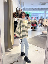 Oversized Strickpullover Gestreift mit Stehkragen Olive