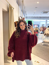 Oversized Strickpullover mit Stehkragen Weinrot