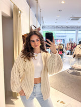 Grobe Strickjacke Beige