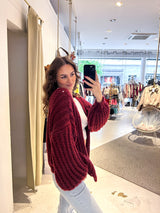 Grobe Strickjacke Weinrot