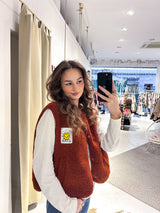 Kurze Teddy Weste mit Knopfleiste und Smiley Rost