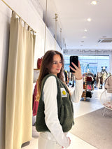 Kurze Teddy Weste mit Knopfleiste und Smiley Olive