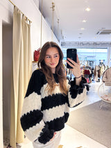 Strickpullover Gestreift mit Rüschen Schwarz