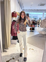 Shirt mit Rollkragen und Leomuster Beige