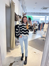 Strickpullover mit Wellenmuster Beige/Schwarz