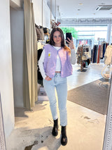 Kurze Teddy Weste mit Knopfleiste und Smiley Flieder