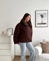 Kurze Oversized Puffer Jacke Braun
