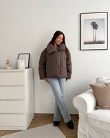 Kurze Oversized Puffer Jacke Taupe