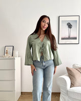 Leinenbluse mit Schleifen Olive