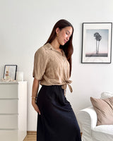 Cropped Bluse mit Muster Camel