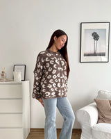 Kurze Oversized Strickjacke mit Leomuster Hellbraun/Beige