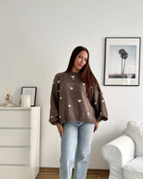 Strickpullover mit kleinen Herzen Hellbraun/Weiß