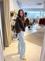Kurzer Oversized Strickpullover Braun