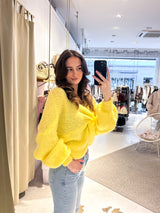 Strickpullover mit Knoten Gelb