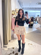 Skort mit Gürtel und Rüschen Beige