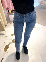 Mom Jeans mit Steinchen Blau