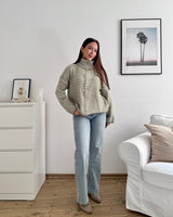 Strickjacke mit Zipper fein gestreift Olive